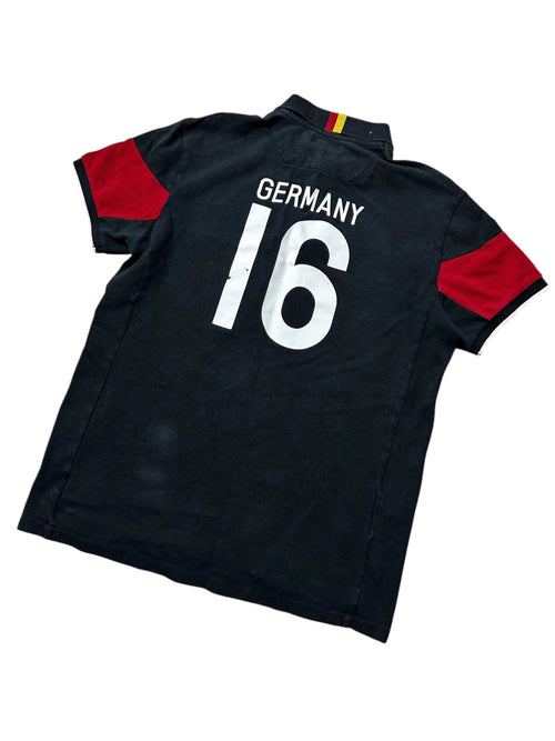 Vintage Ralph Lauren Germany Polo-Shirt Schwarz-Rot – #16 Rückendruck | Größe M – Detailansicht
