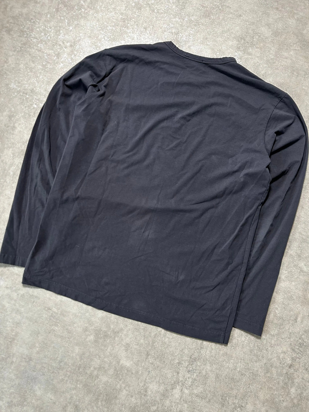 Vintage Emporio Armani Langarm Hemd Grau Minimales Logo – XXL – Detailansicht