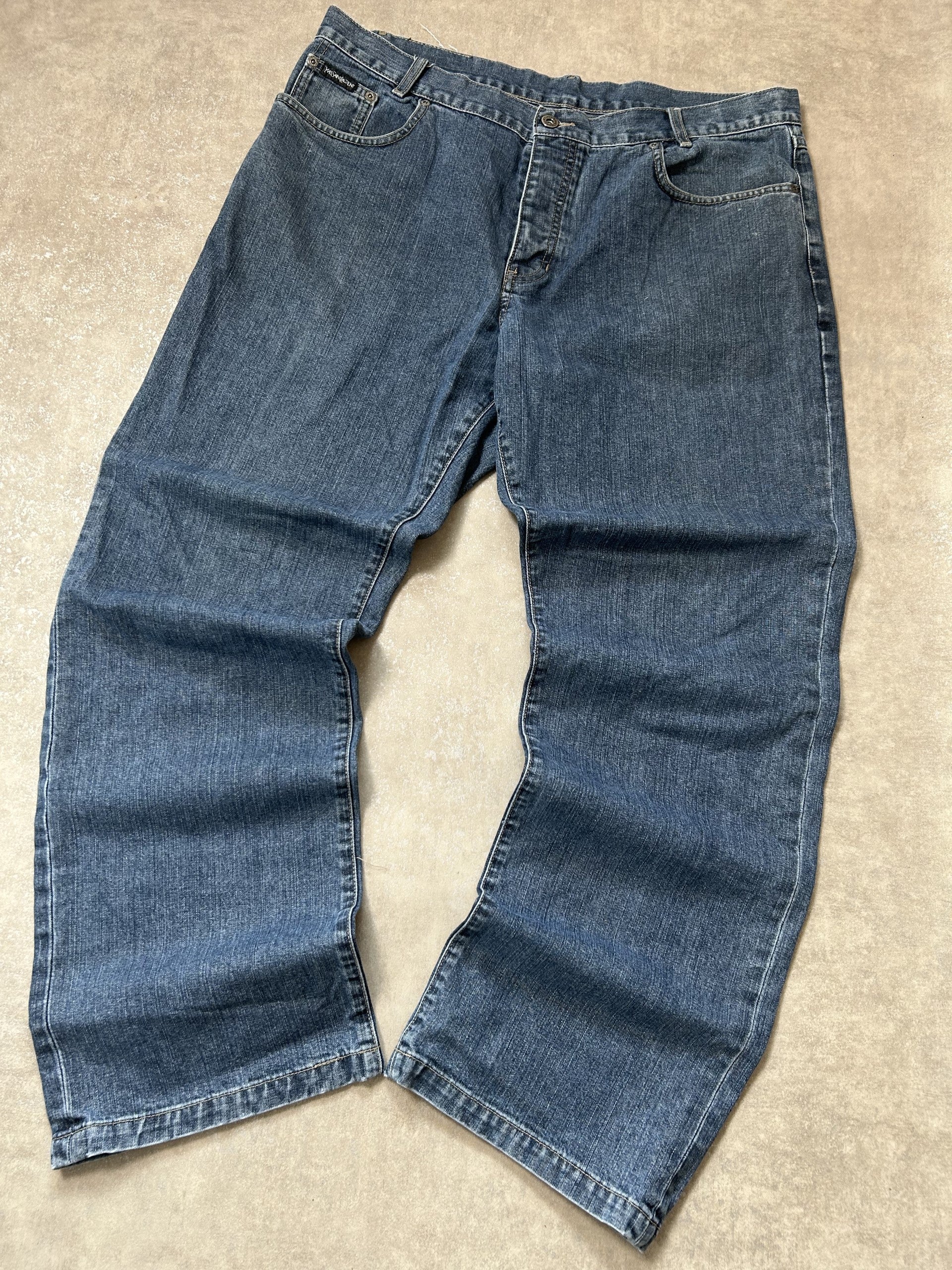 Vintage Yves Saint Laurent Herren Straight Fit Jeans – Natural Indigo Dye YSL Monogramm W38 L32 | Moda de Clase