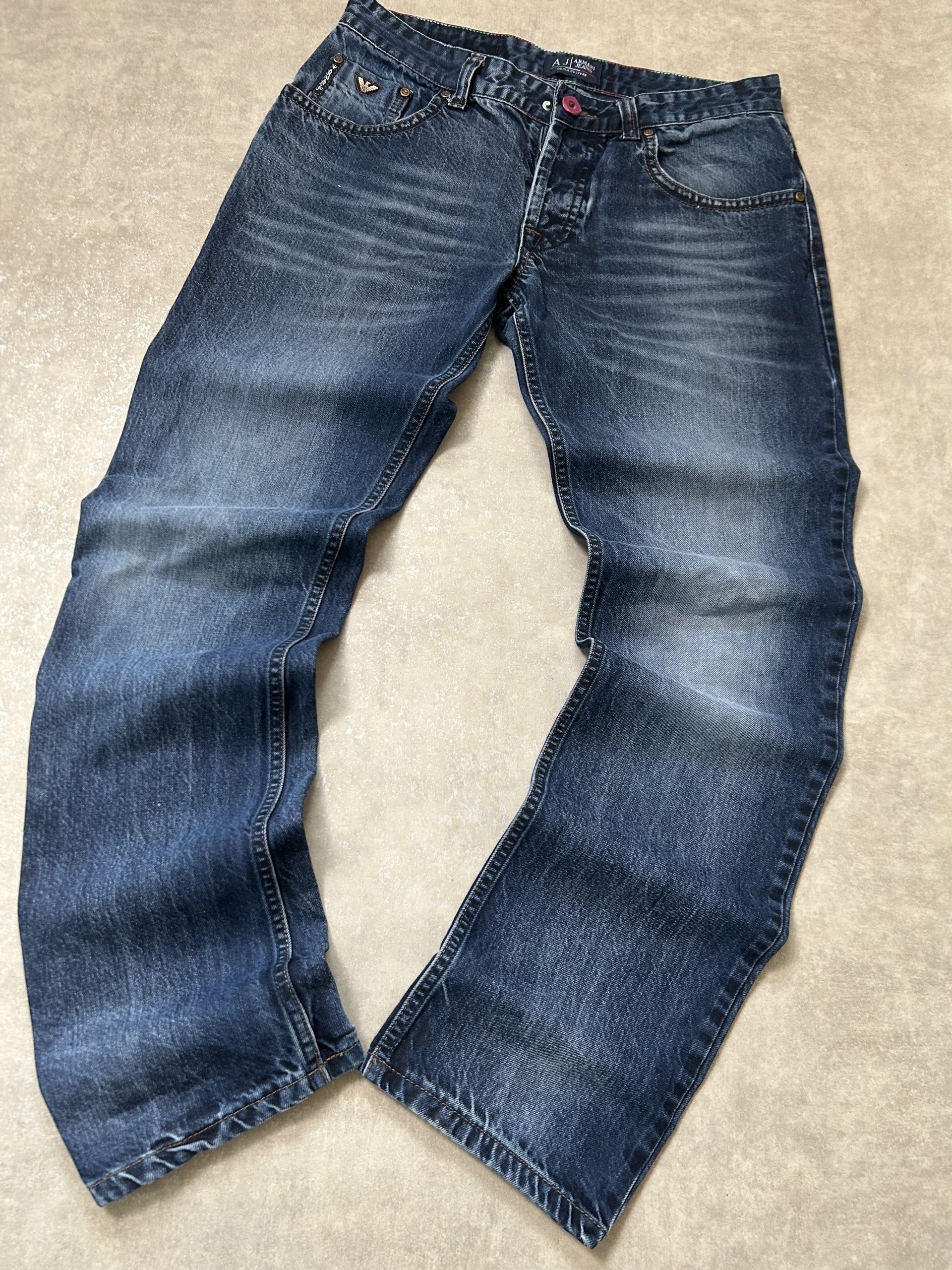 Vintage Armani Jeans Herren Straight Fit Jeans – Modell 507 Medium Blue Whisker Wash Used Look W33 L34 | Moda de Clase