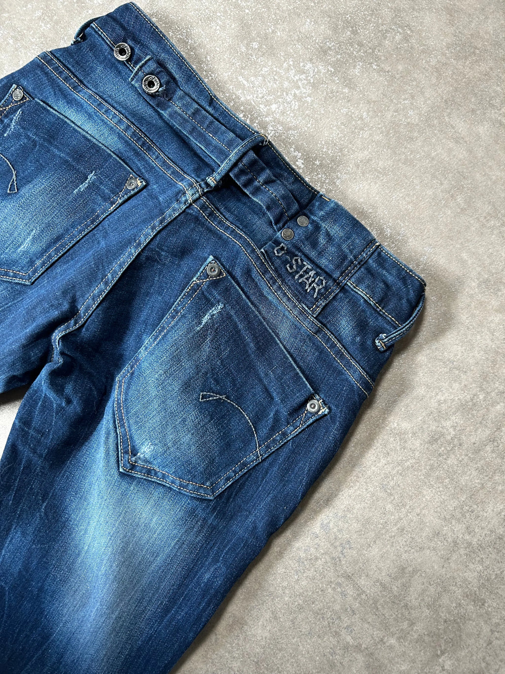 Vintage G-Star RAW Damen-Jeans Straight Fit Low Waist – Dunkelblau W28 – Rückansicht