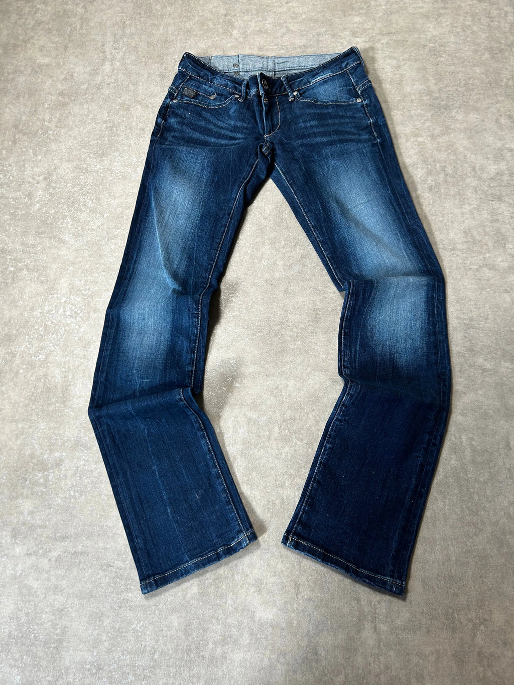 Vintage G-Star RAW Damen-Jeans Straight Fit Low Waist – Dunkelblau W28 – Detailansicht