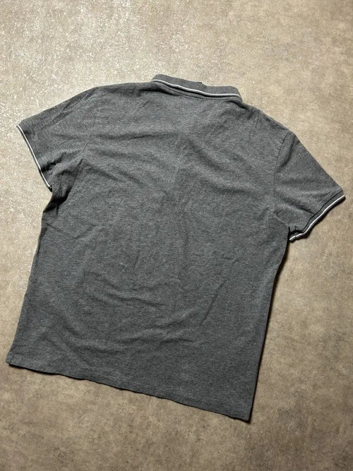 Vintage Armani Exchange Polo-Shirt Grau – Zip Placket Detail | Größe XL – Detailansicht