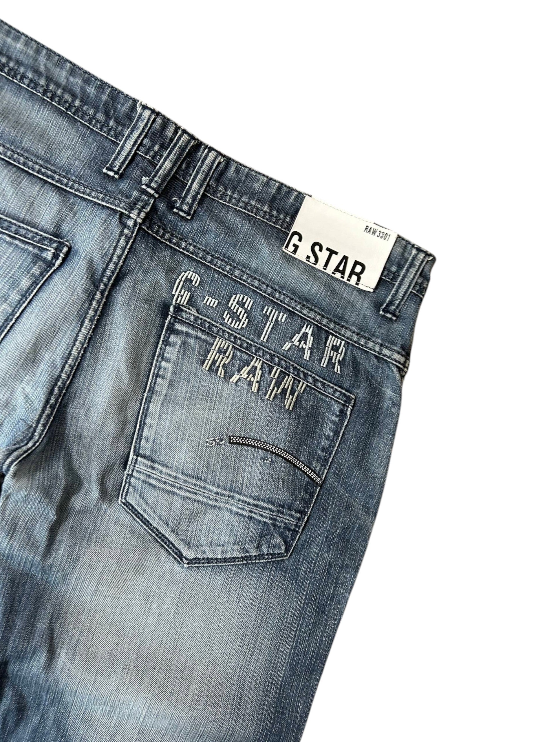 G-Star RAW 810 Jeans Detail G-STAR RAW Stickerei Hinterhosentasche weißes Label