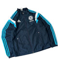 Adidas x Chelsea FC Trainingsjacke Navy Vorderseite Chelsea-Wappen Samsung 3-Streifen