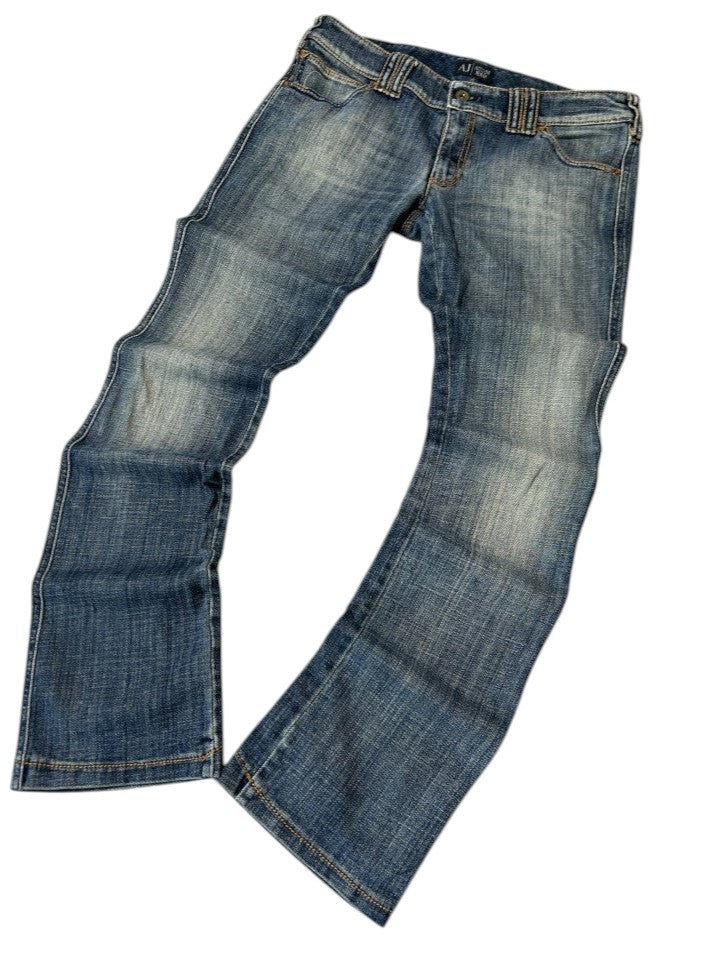 Vintage Armani Jeans Damen-Jeans Bootcut Niedriger Bund Indigo Wasch – Detailansicht