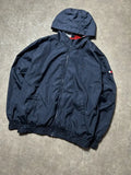 Vintage Tommy Hilfiger Windbreaker-Jacke Marineblau – Klassisches Flag-Logo | Größe 176 (Passt M)