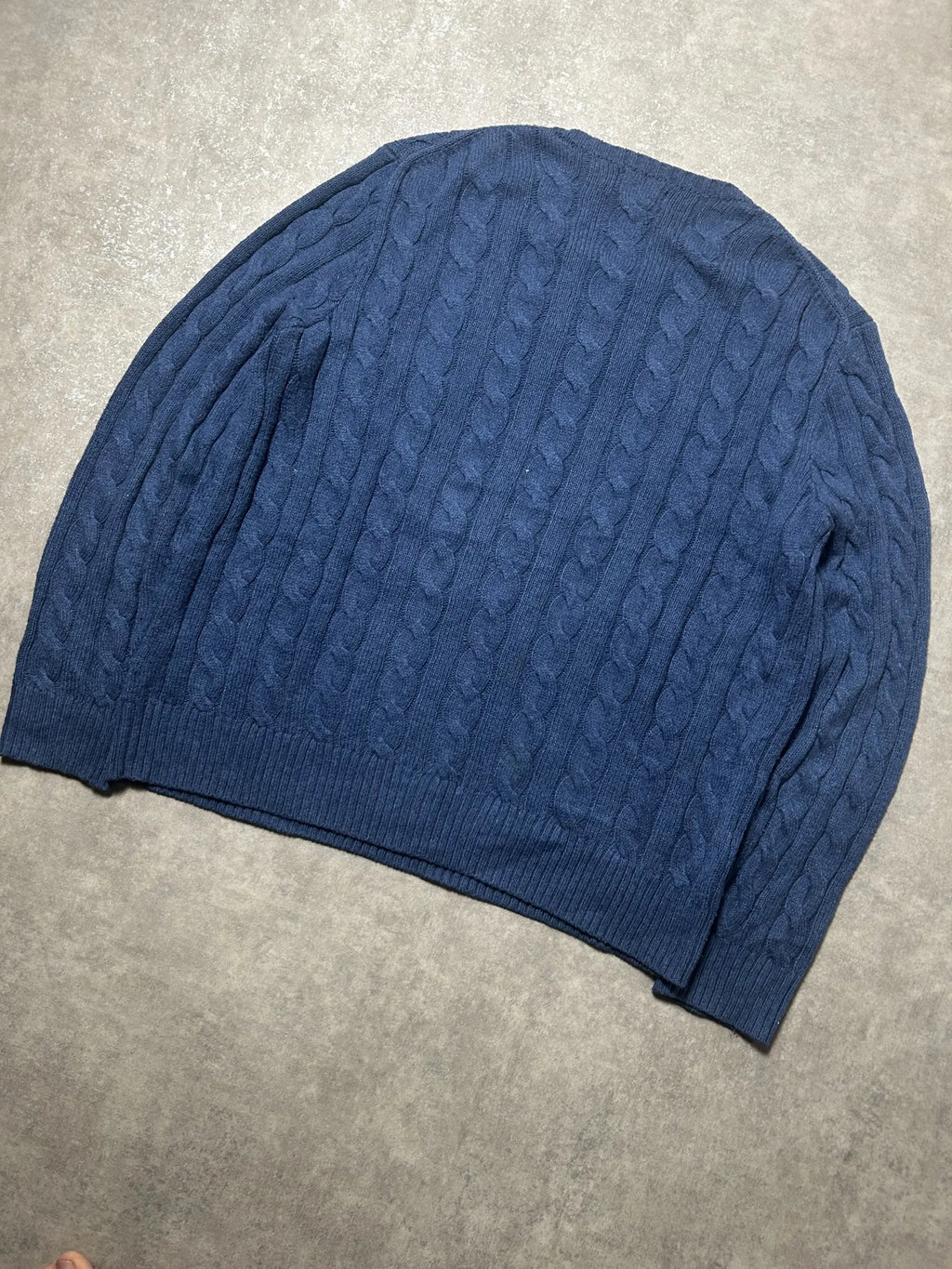 Vintage Ralph Lauren Zopfmuster Strickpullover Marineblau Pony Logo – L – Detailansicht