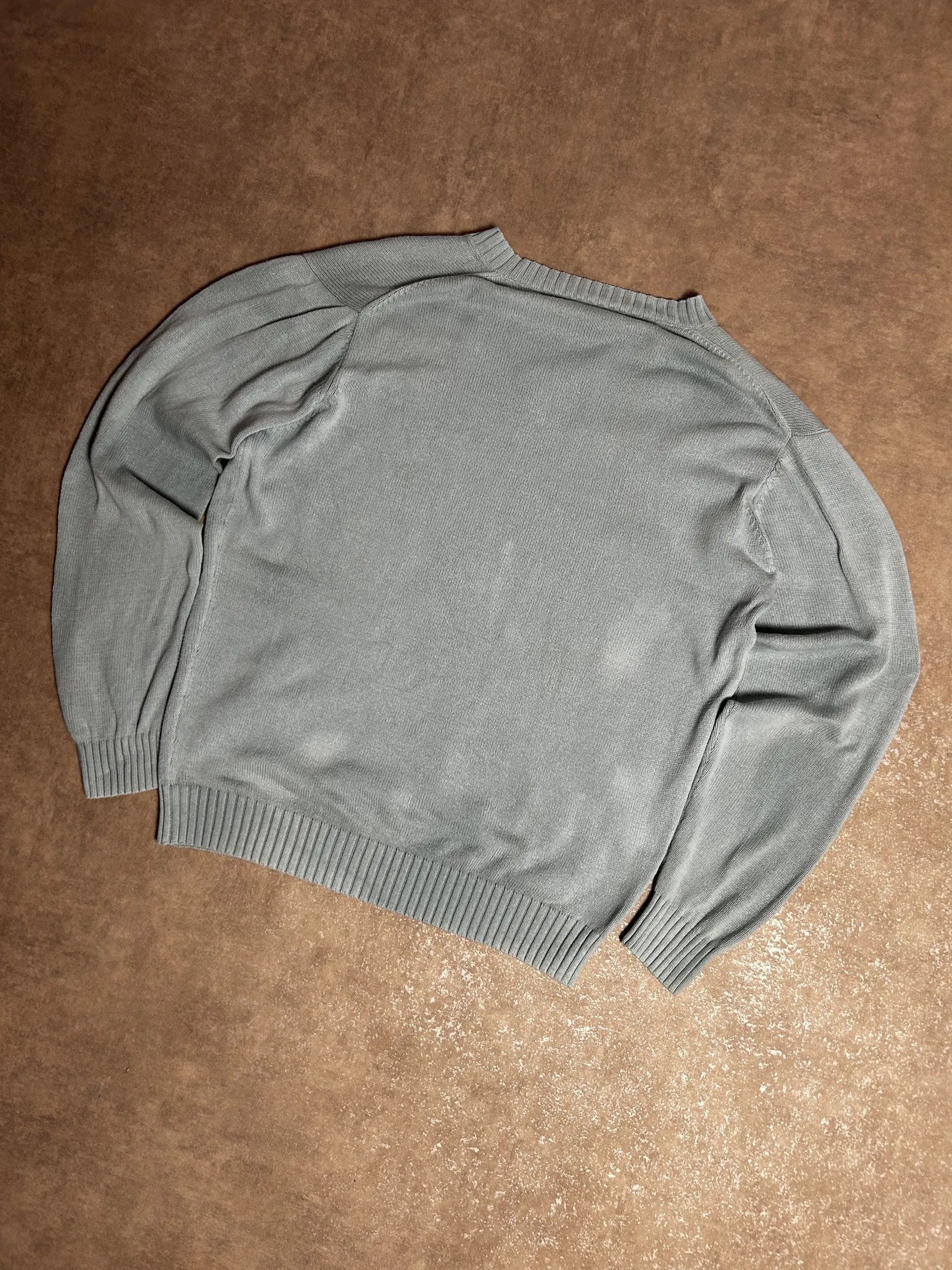 Vintage Lacoste Baumwoll-Pullover Hellblau – V-Ausschnitt Klassisch | Größe 4 – Detailansicht